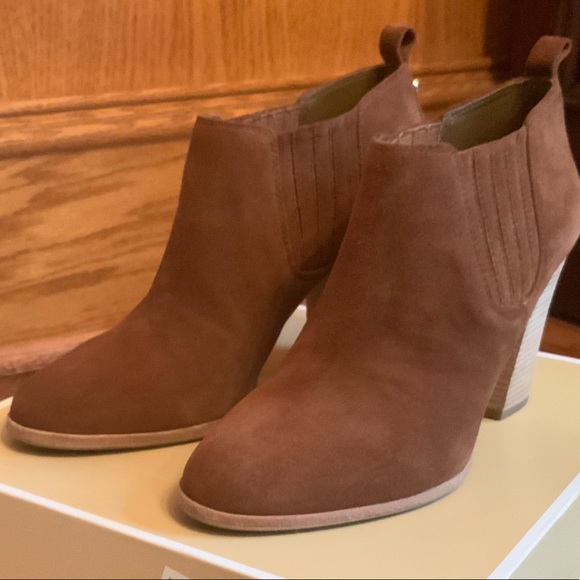 Michael Kors Bootie - Picture 5 of 7